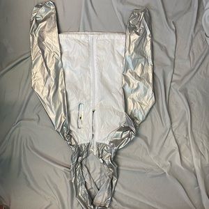 FOREVER 21 WHITE & SILVER WINDBREAKER